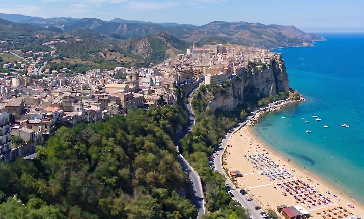 Il mare a Enna: la Sicilia delle promesse pre-elettorali