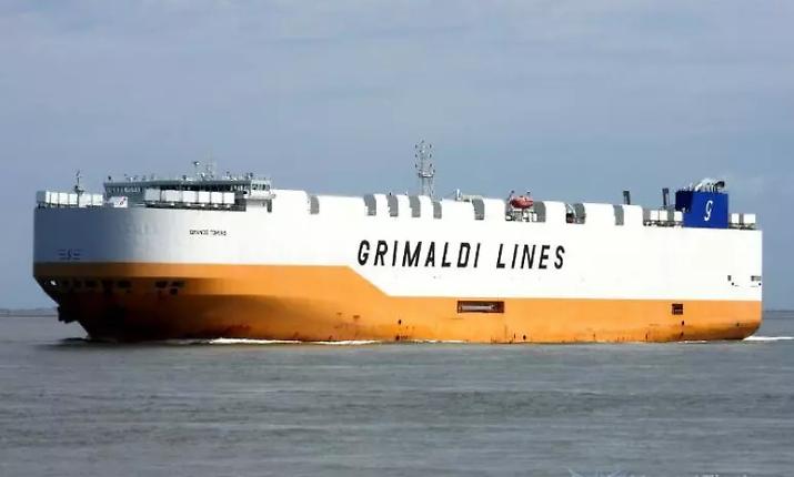 "Il tuo permesso &egrave; garantito": fine dell'incubo per 21 marinai italiani, la Grande Torino attraversa Hormuz