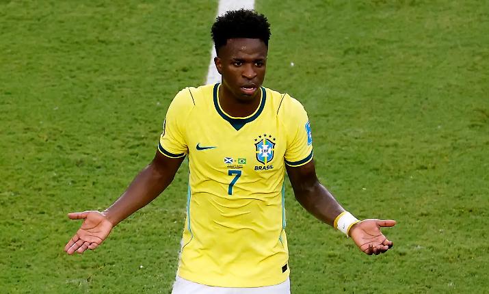 Brasile, la fede aspetta il fischio finale: chiese evangeliche cambiano orario per la Sele&ccedil;&atilde;o