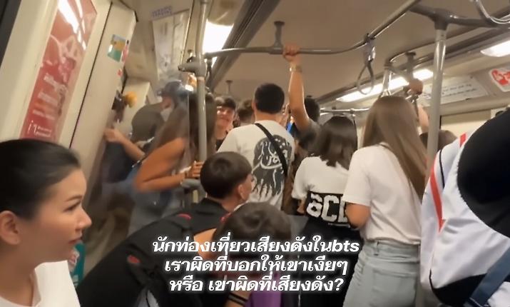 Caos a Bangkok, studenti siciliani scatenano l'ira del web: insulti sul treno e incidente diplomatico