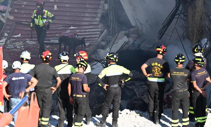 Crollo di Messina, i 34 "angeli" delle macerie addestrati per cercare di salvare le vittime degli &laquo;eventi estremi&raquo;