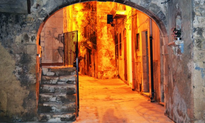 Ortigia: riportare le serate in Piazza della Graziella
