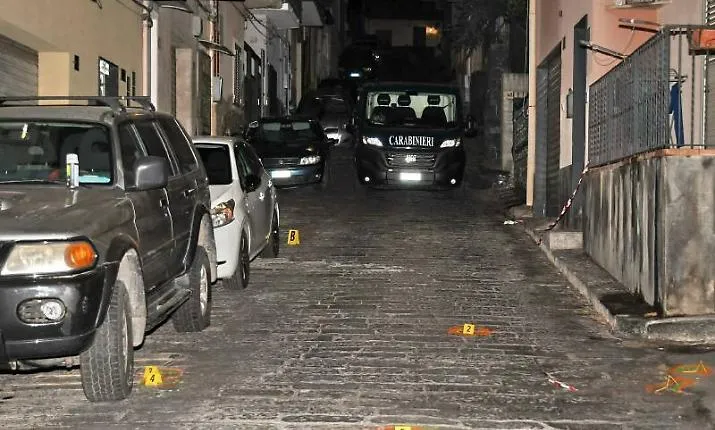 Sparatoria in pieno centro storico, il sindaco Bellia annuncia fermi