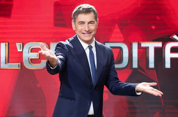 &ldquo;Ma come ca*** ti &egrave; venuto in mente tandem?&rdquo;, la gaffe sui titoli di coda a "L'Eredit&agrave;"