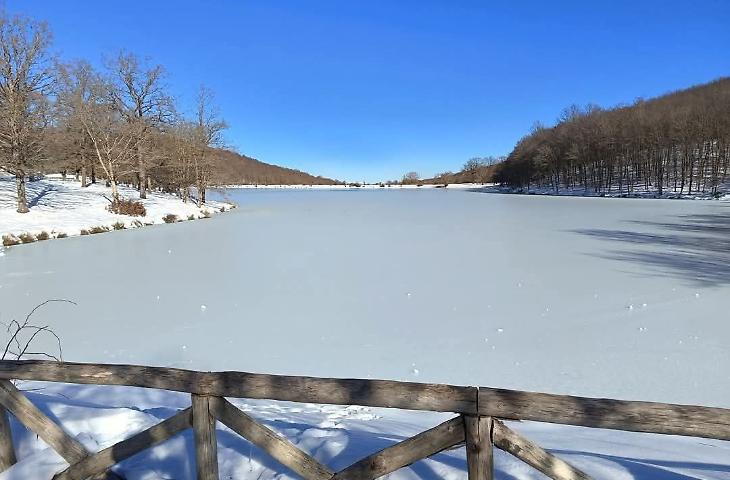 Il lago fiabesco e incantato a meno di due ore da Catania