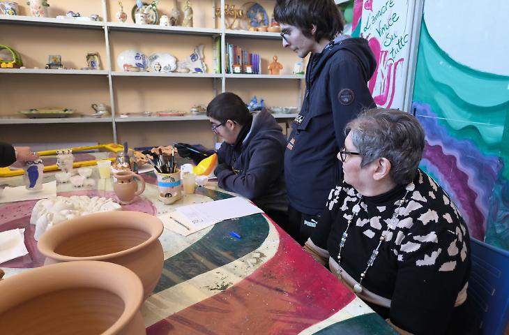 Nella struttura gioiello a rischio di Palazzolo Acreide: &laquo;Spero di morire prima dei miei&raquo;