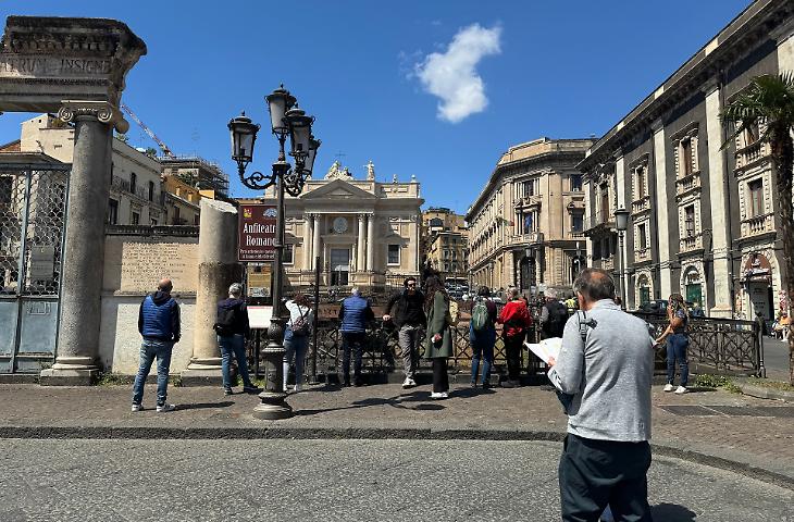 eDreams, Catania al terzo posto per le vacanze di Pasqua degli italiani: tra tradizioni e clima di festa