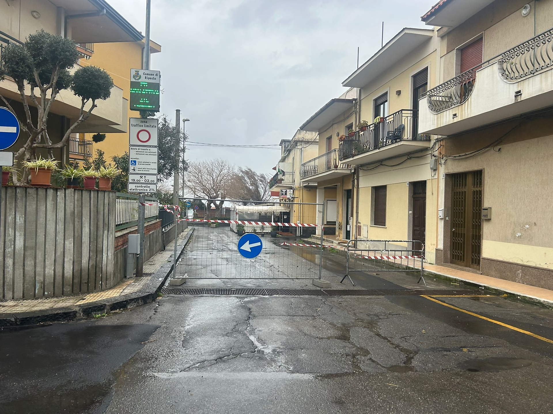 Torre Archirafi interdetta per il maltempo