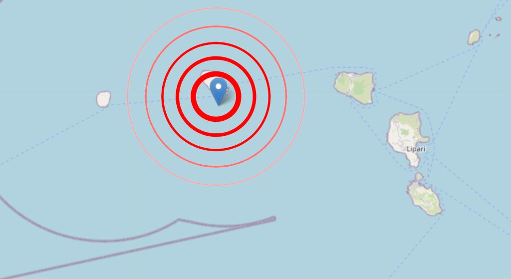 Scossa di terremoto alle isole Eolie