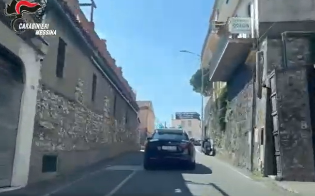 carabinieri a Taormina